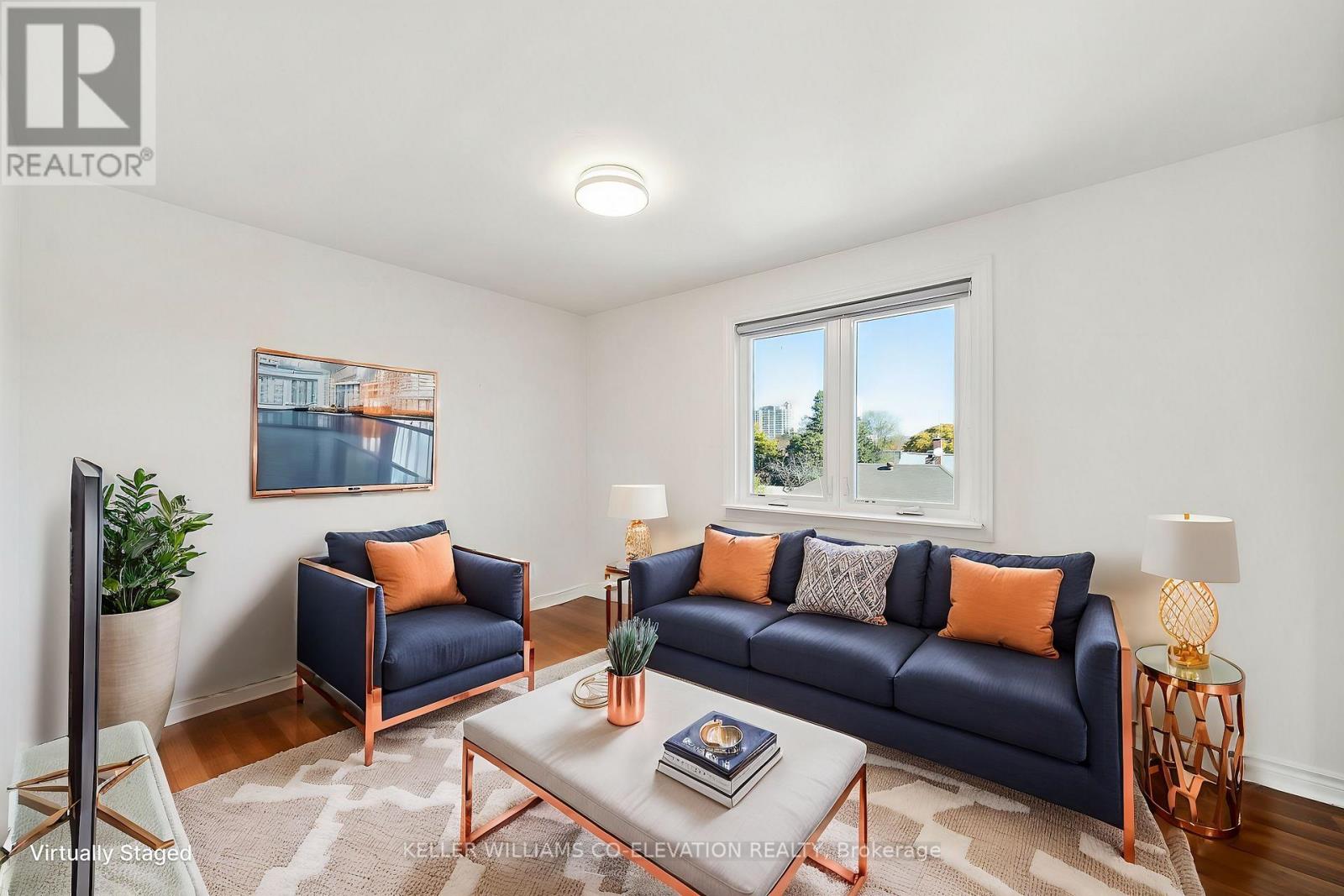 Upper Level - 681 Scarlett Road, Toronto, Ontario  M9P 2T3 - Photo 12 - W12454341