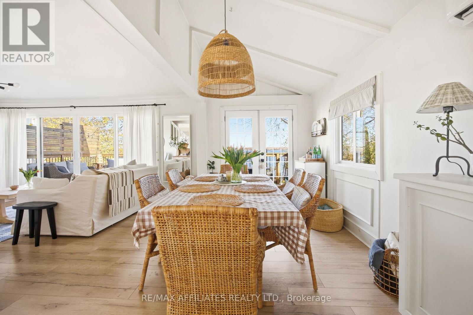 124 Mccullough's Landing Road, Drummond/north Elmsley, Ontario  K7H 0J3 - Photo 3 - X12488942