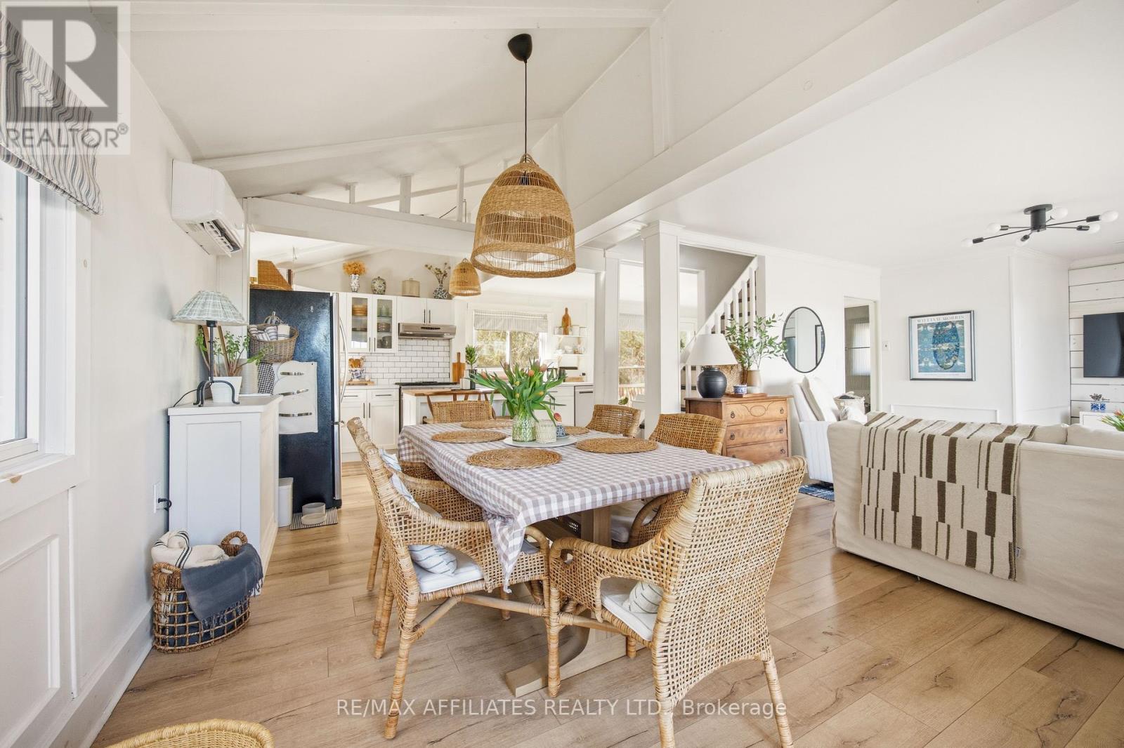 124 Mccullough's Landing Road, Drummond/north Elmsley, Ontario  K7H 0J3 - Photo 4 - X12488942