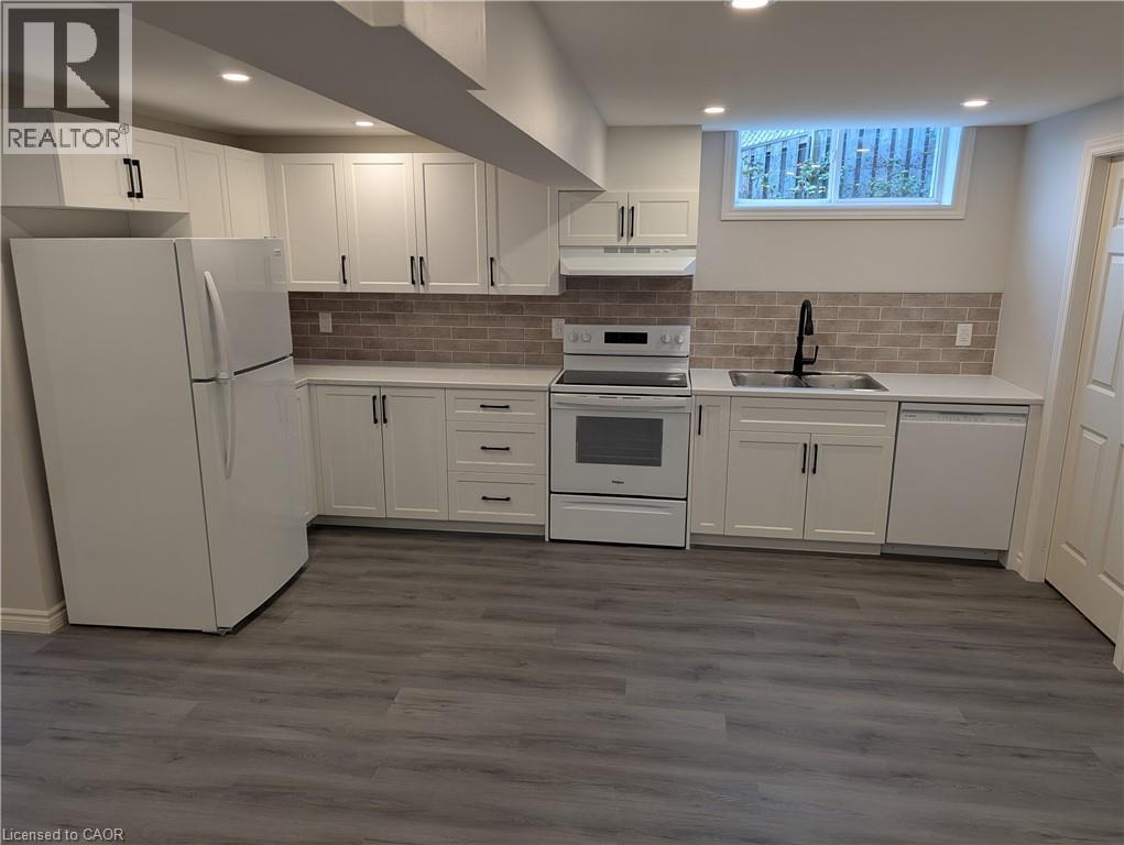 919 Marl Meadow Court Unit# Lower, Kitchener, Ontario  N2R 1L4 - Photo 2 - 40784687