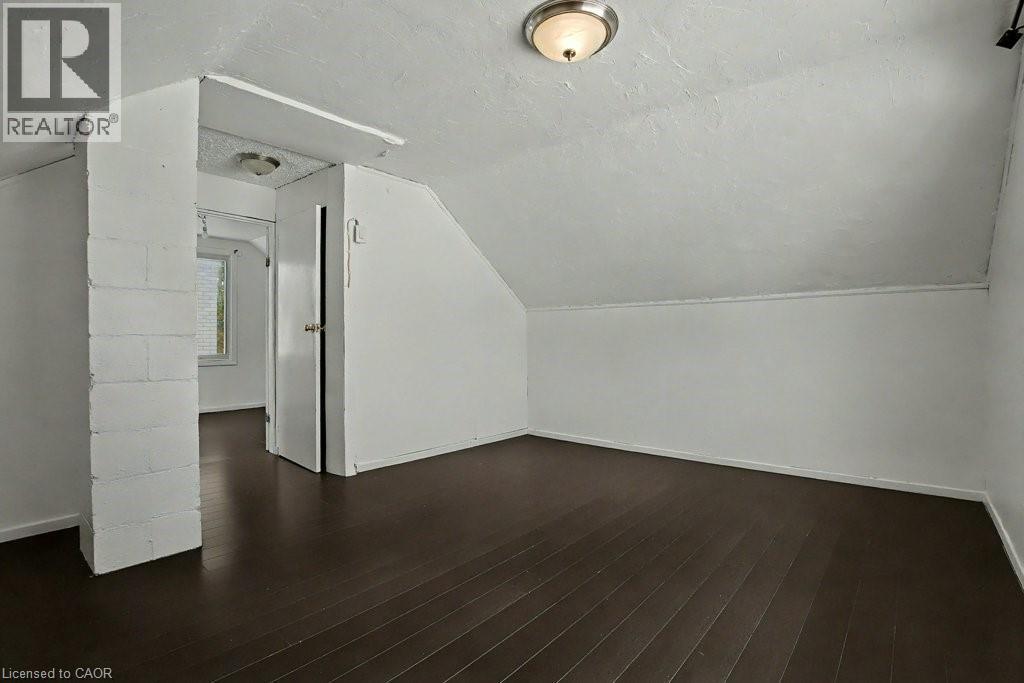 160 Pleasant Avenue, Kitchener, Ontario  N2M 4A6 - Photo 17 - 40784629