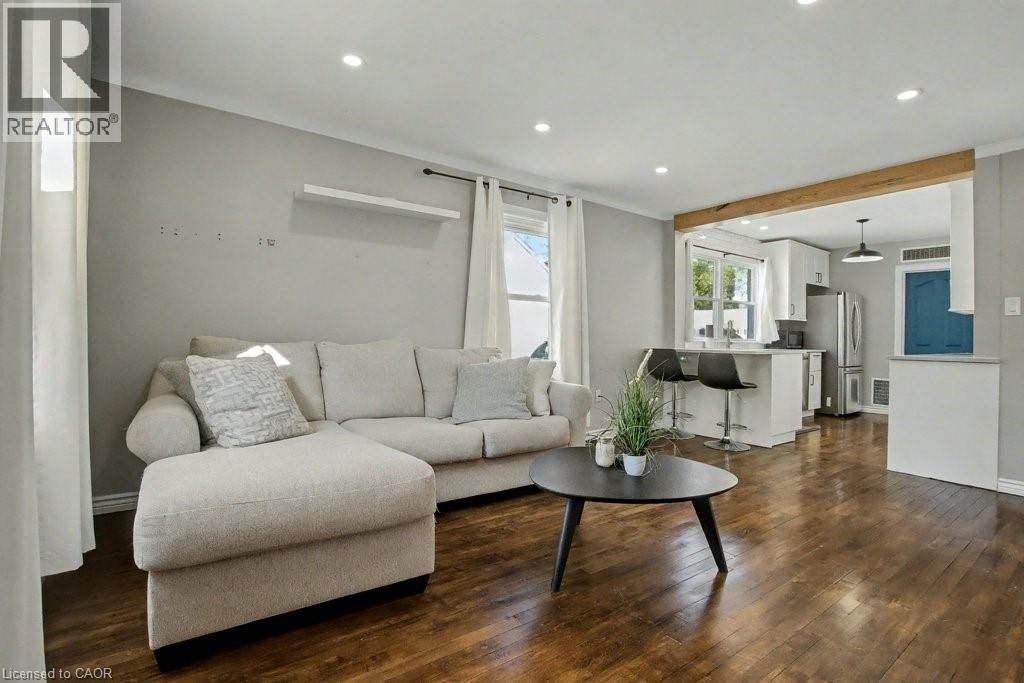 160 Pleasant Avenue, Kitchener, Ontario  N2M 4A6 - Photo 4 - 40784629