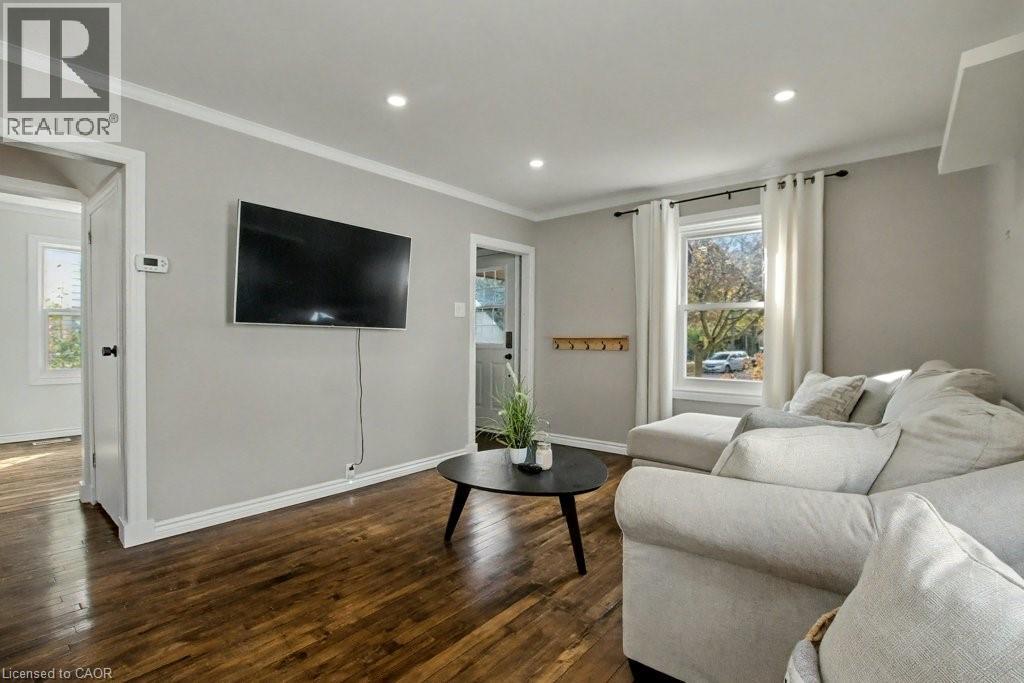 160 Pleasant Avenue, Kitchener, Ontario  N2M 4A6 - Photo 6 - 40784629