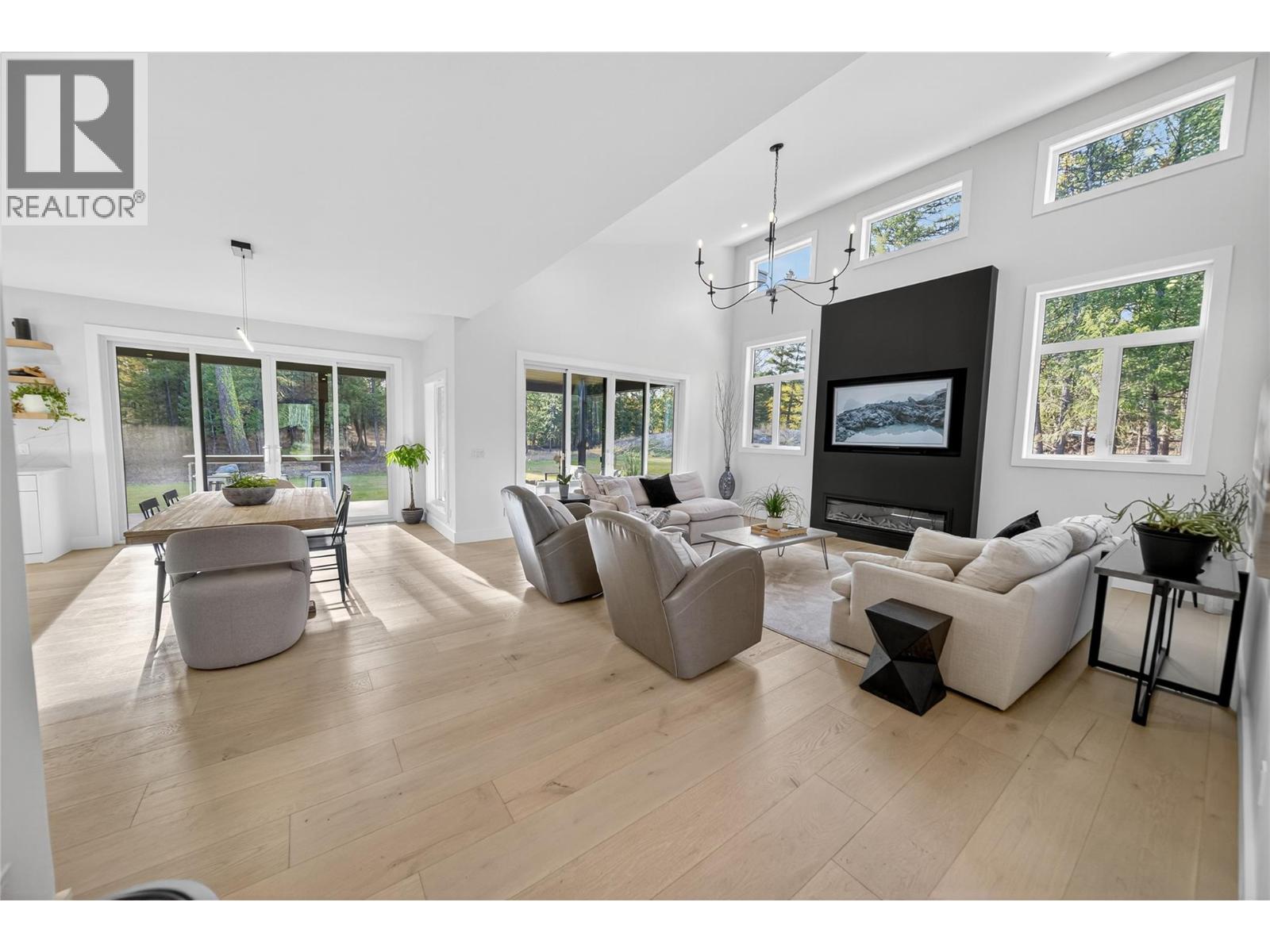 1323 Mcdonald Road, Cranbrook, British Columbia V1C 6V9 - Photo 6 - 10366943