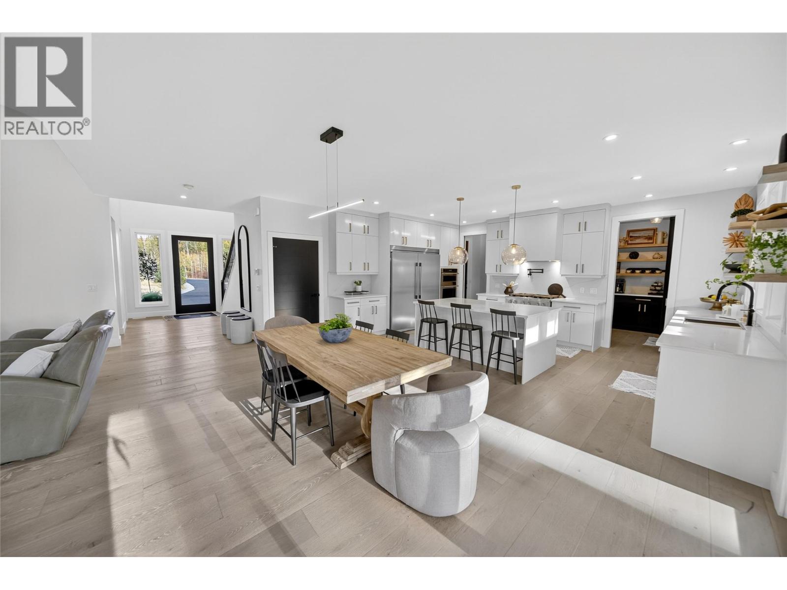 1323 Mcdonald Road, Cranbrook, British Columbia V1C 6V9 - Photo 9 - 10366943