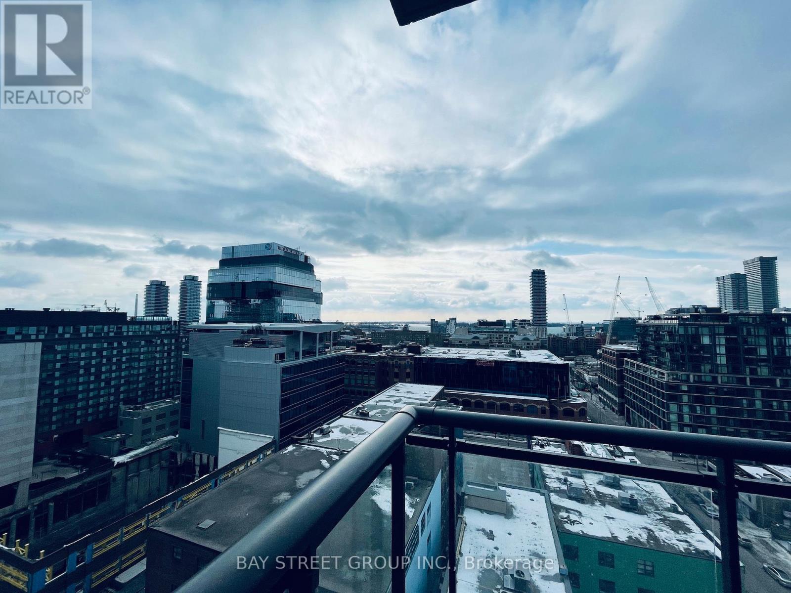 1712 - 460 Adelaide Street E, Toronto, Ontario  M5A 1N6 - Photo 4 - C12496856