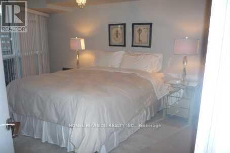 1707 - 21 Carlton Street, Toronto, Ontario  M5B 1L3 - Photo 6 - C12496960