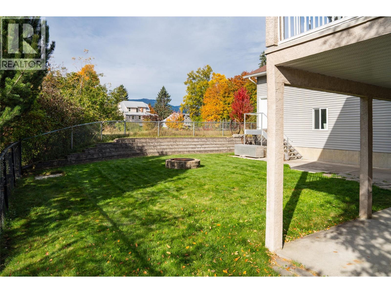 909 Edward Street, Revelstoke, British Columbia  V0E 2S0 - Photo 29 - 10366980