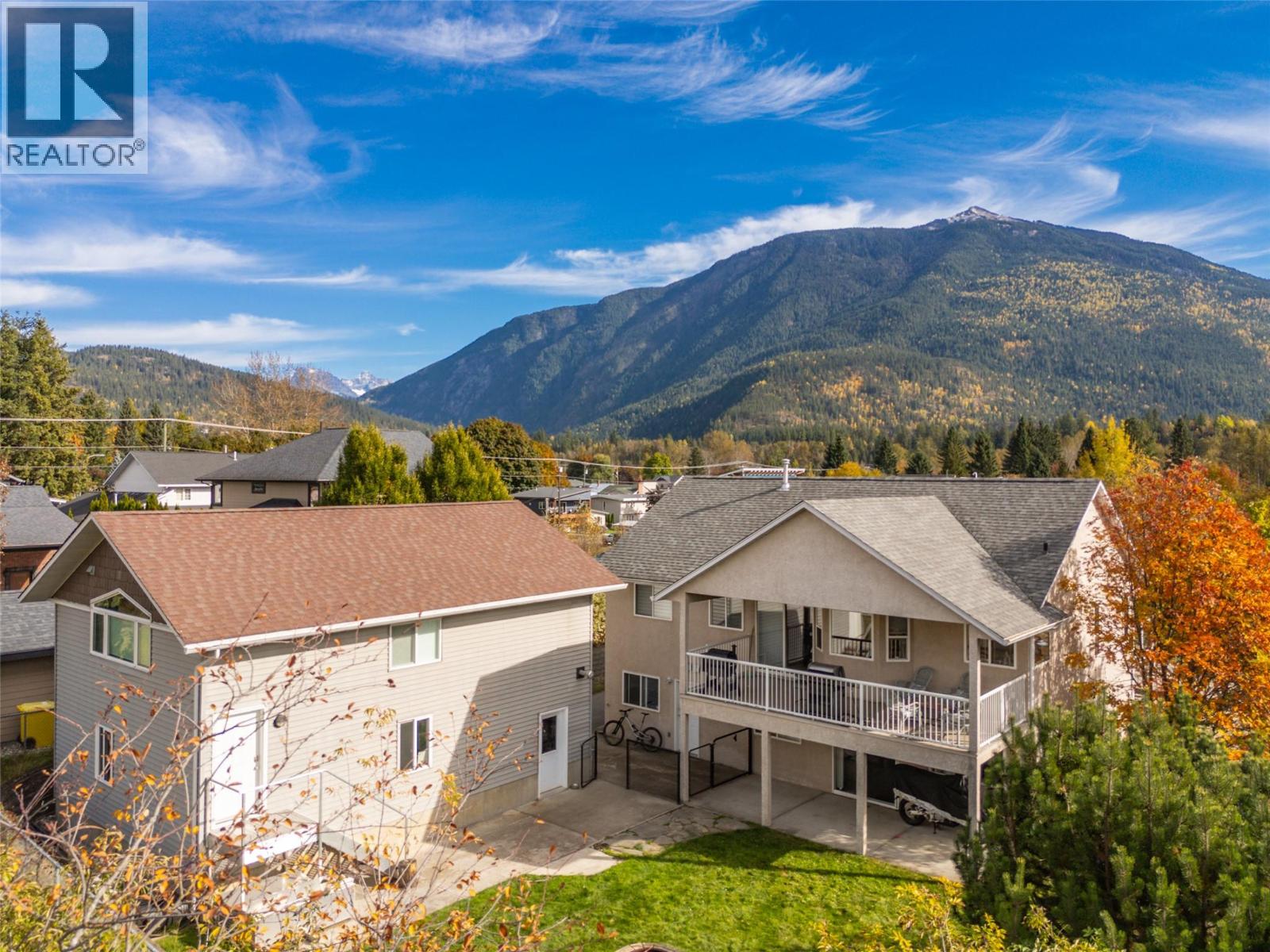 909 Edward Street, Revelstoke, British Columbia  V0E 2S0 - Photo 49 - 10366980