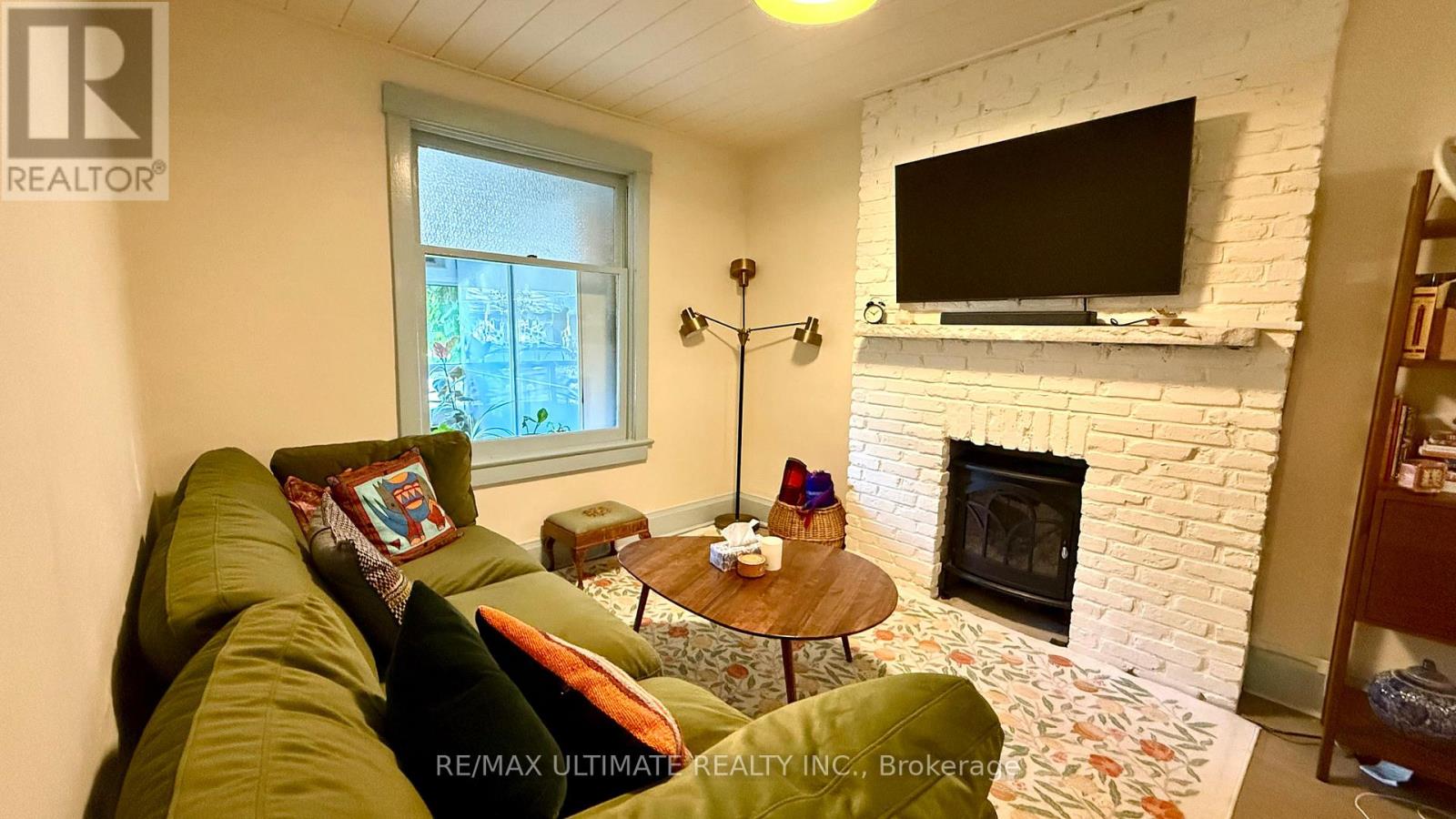 Main - 33 Alton Avenue, Toronto, Ontario  M4L 2M3 - Photo 10 - E12496868