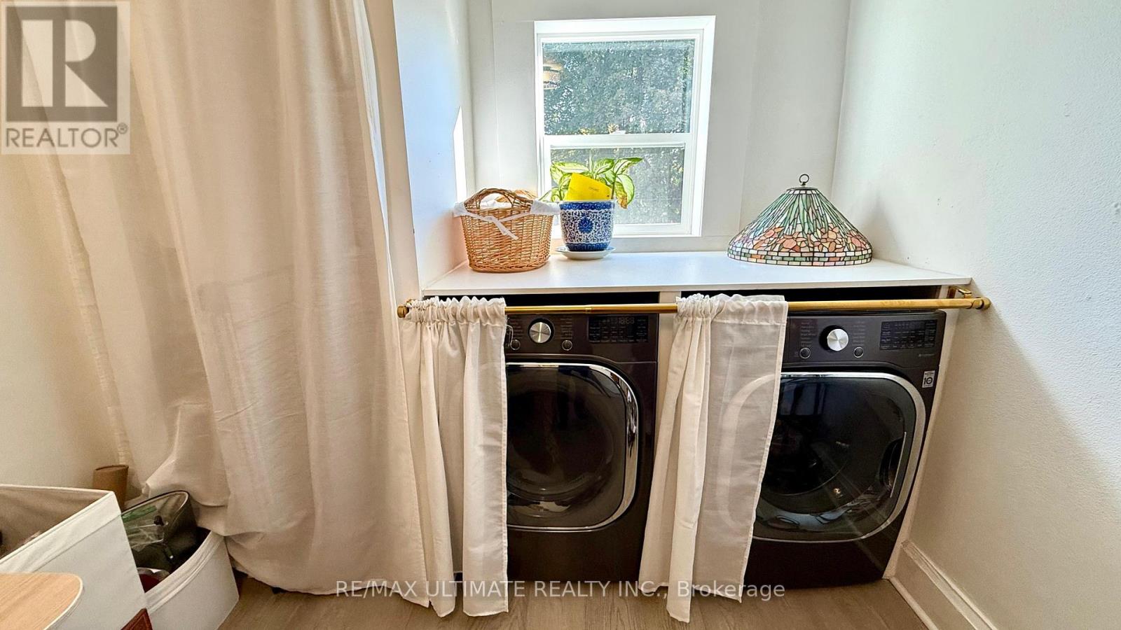 Main - 33 Alton Avenue, Toronto, Ontario  M4L 2M3 - Photo 16 - E12496868