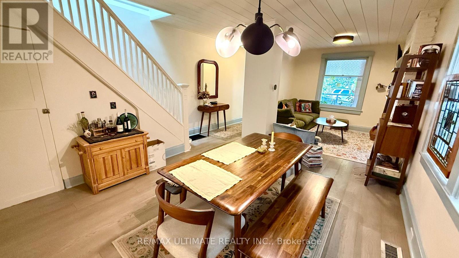 Main - 33 Alton Avenue, Toronto, Ontario  M4L 2M3 - Photo 6 - E12496868