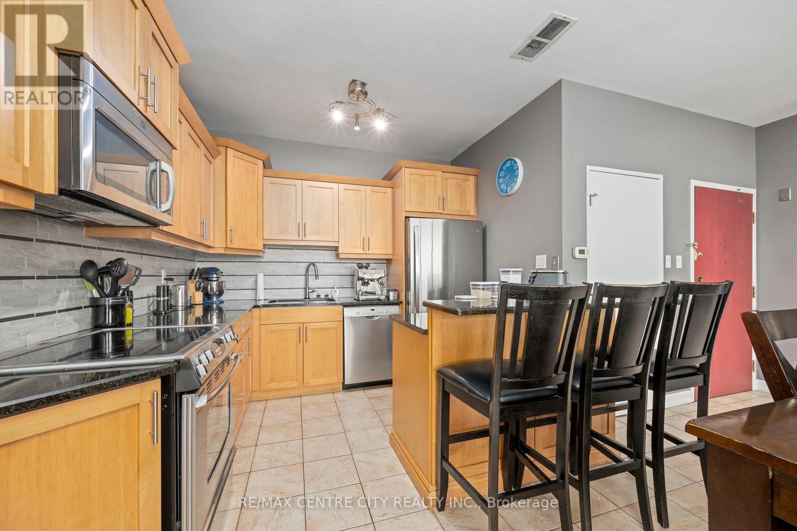 2108 - 389 Dundas Street E, London East, Ontario  N6B 3L5 - Photo 8 - X12497138