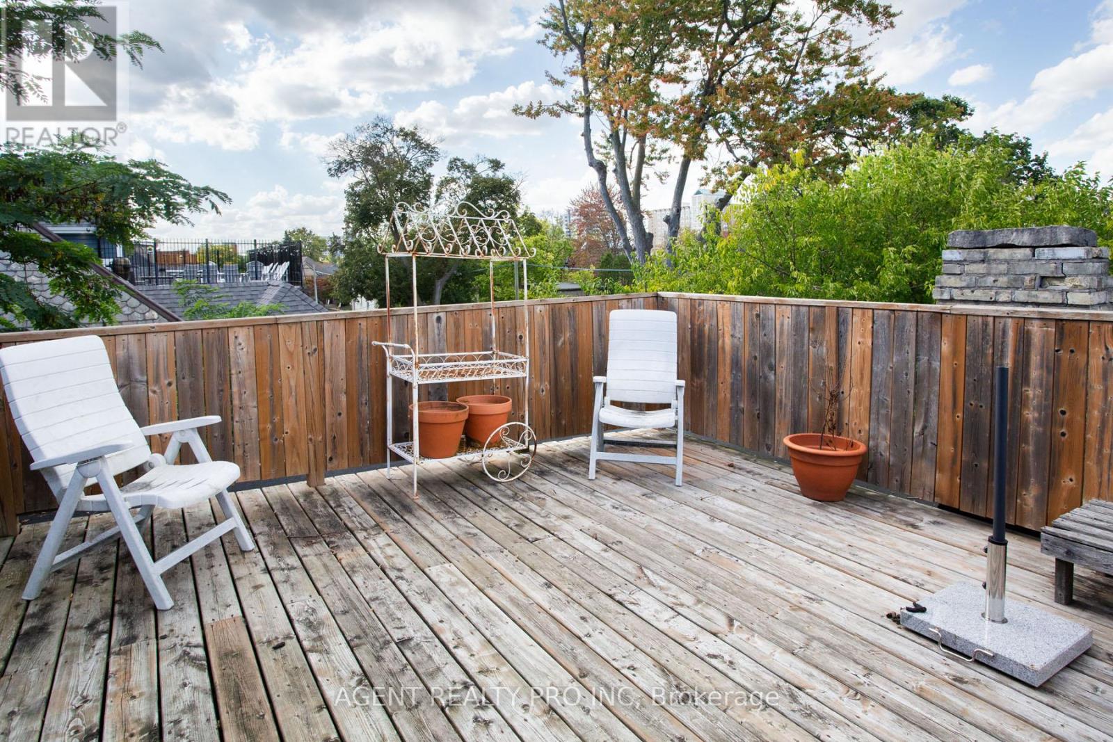 302 Central Street, London East, Ontario  N6B 2C8 - Photo 12 - X12497200