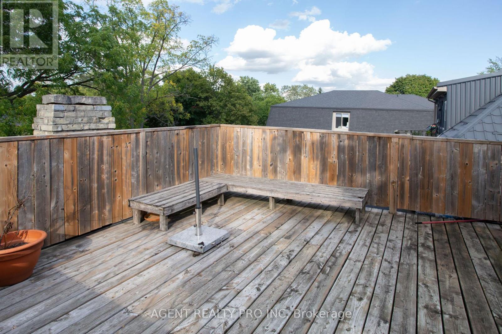 302 Central Street, London East, Ontario  N6B 2C8 - Photo 13 - X12497200