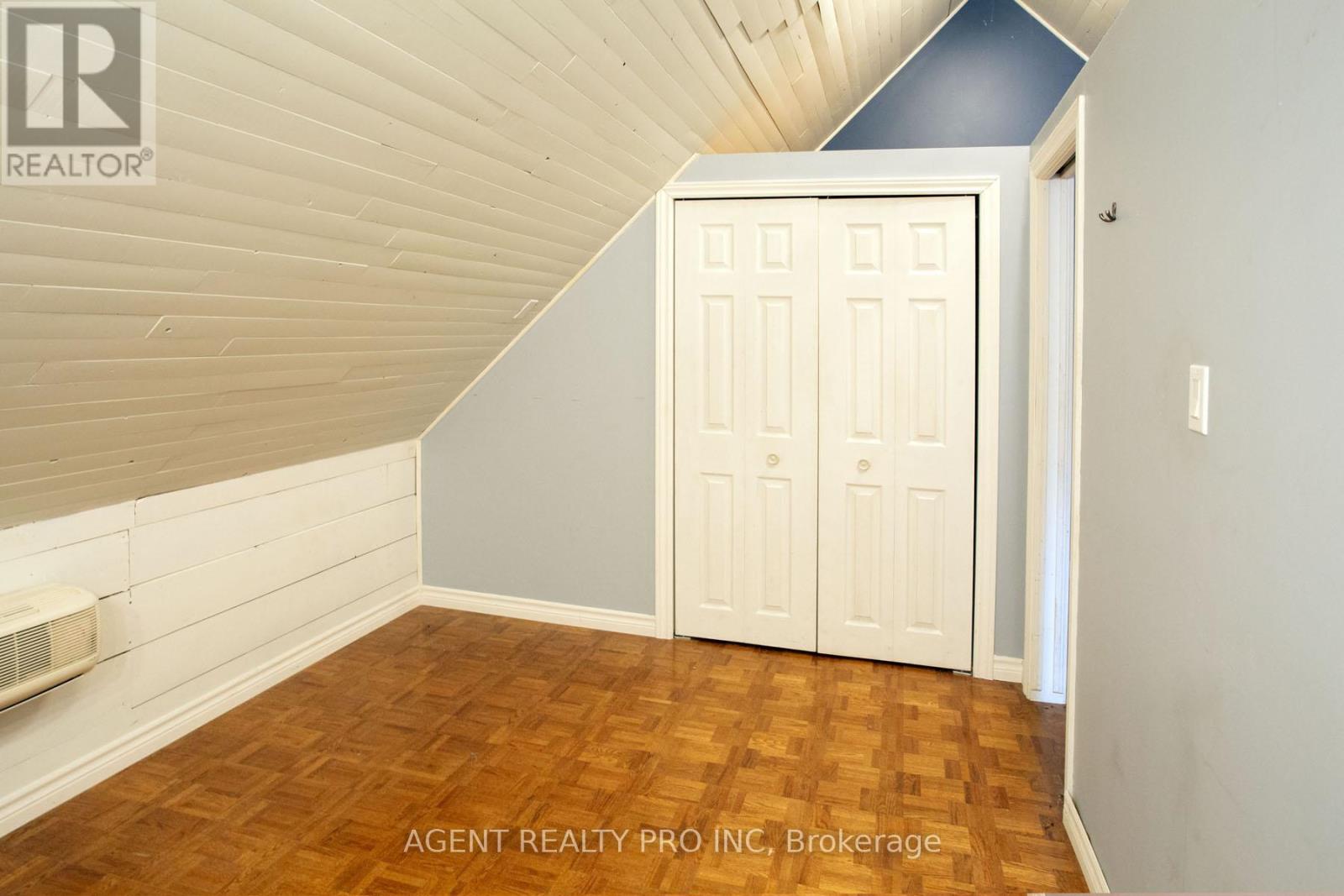 302 Central Street, London East, Ontario  N6B 2C8 - Photo 17 - X12497200