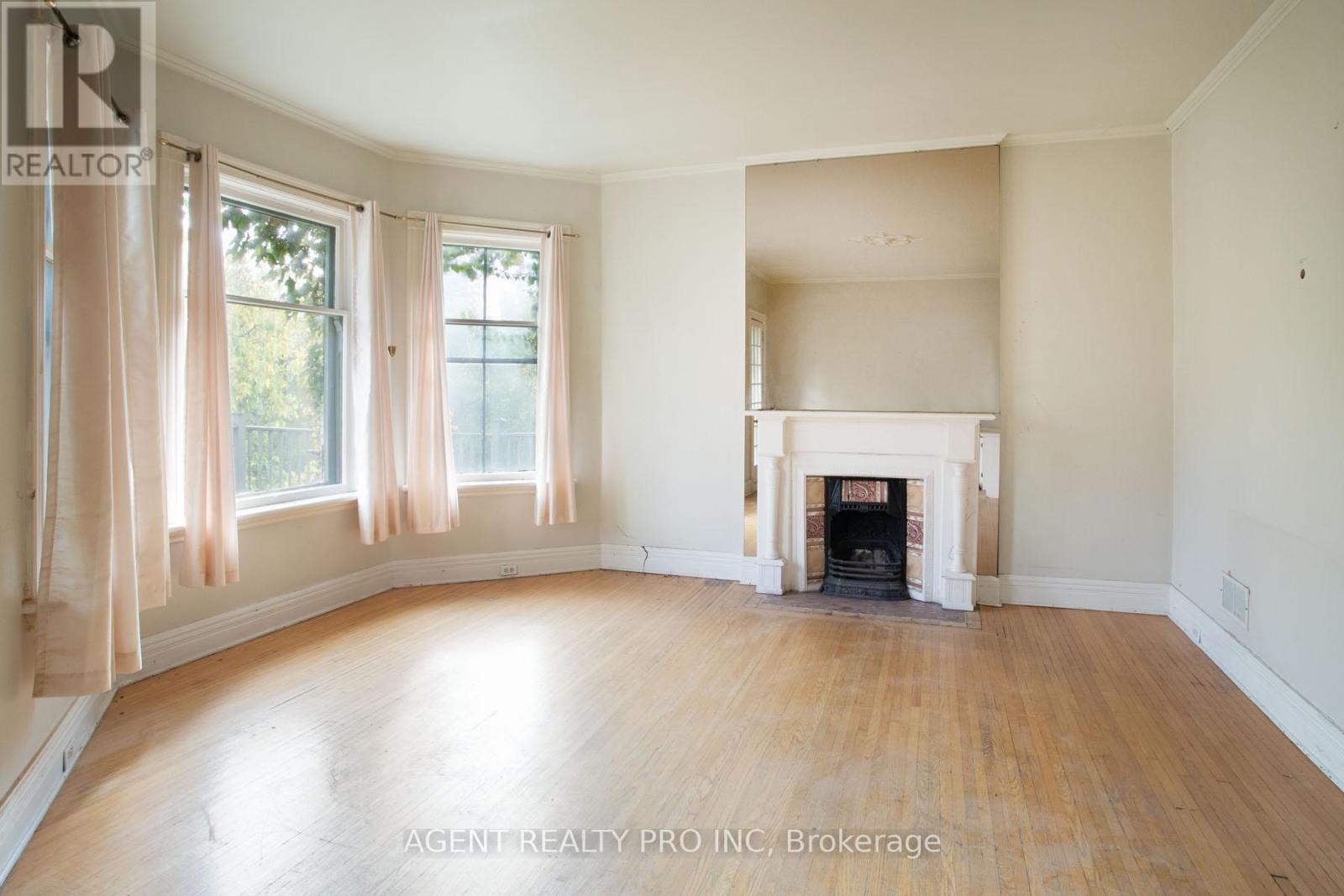 302 Central Street, London East, Ontario  N6B 2C8 - Photo 24 - X12497200