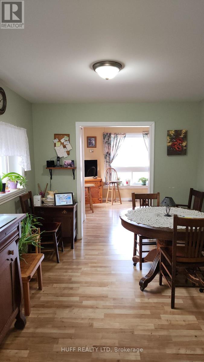 12 Hansuld Street, Englehart, Ontario P0J 1B0 - Photo 10 - T12496978