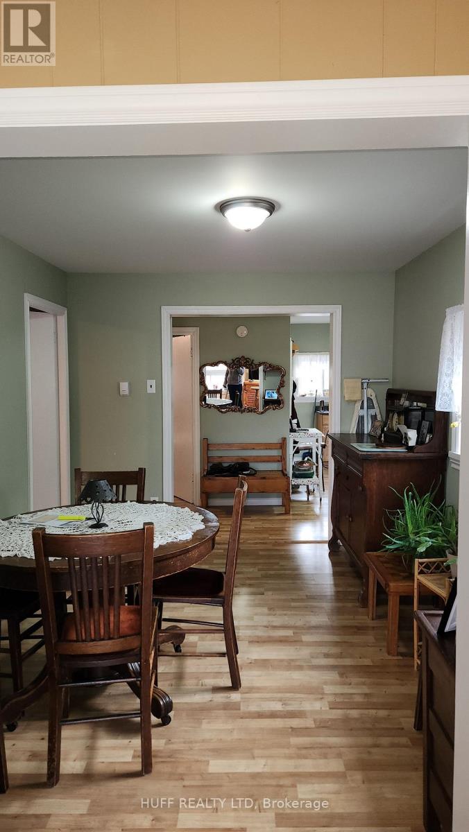 12 Hansuld Street, Englehart, Ontario P0J 1B0 - Photo 11 - T12496978