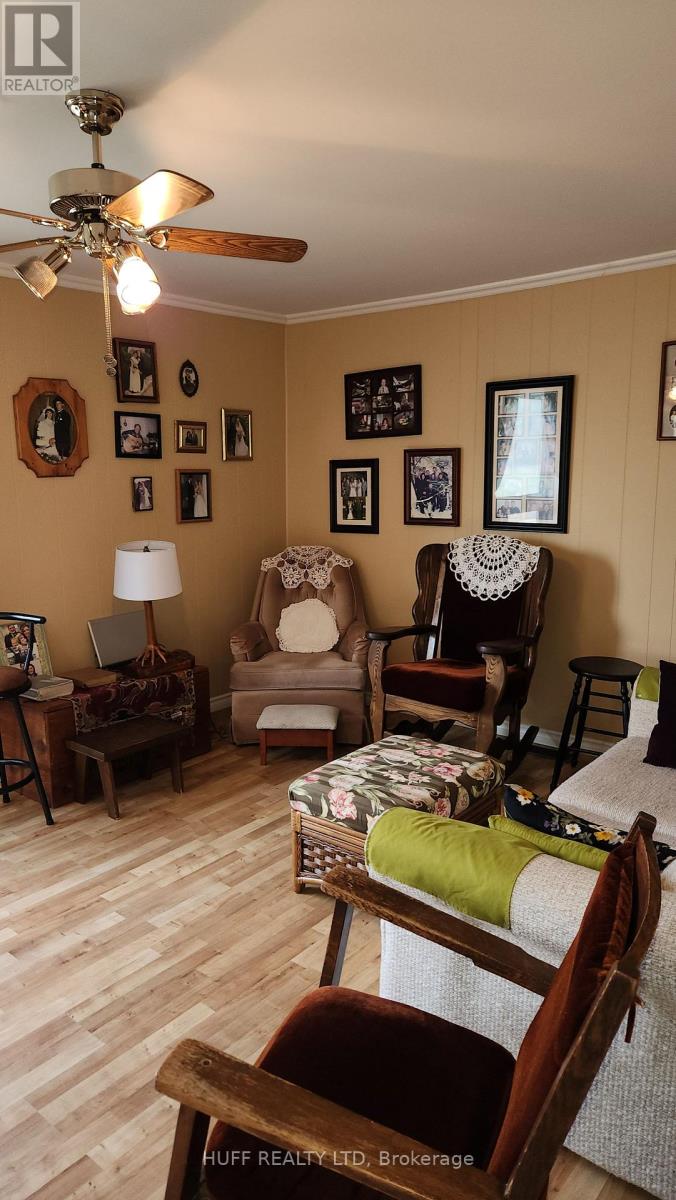 12 Hansuld Street, Englehart, Ontario P0J 1B0 - Photo 17 - T12496978