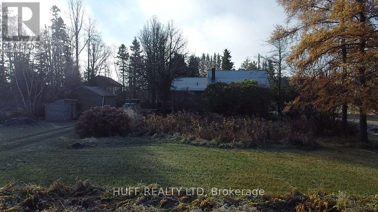 12 Hansuld Street, Englehart, Ontario P0J 1B0 - Photo 3 - T12496978