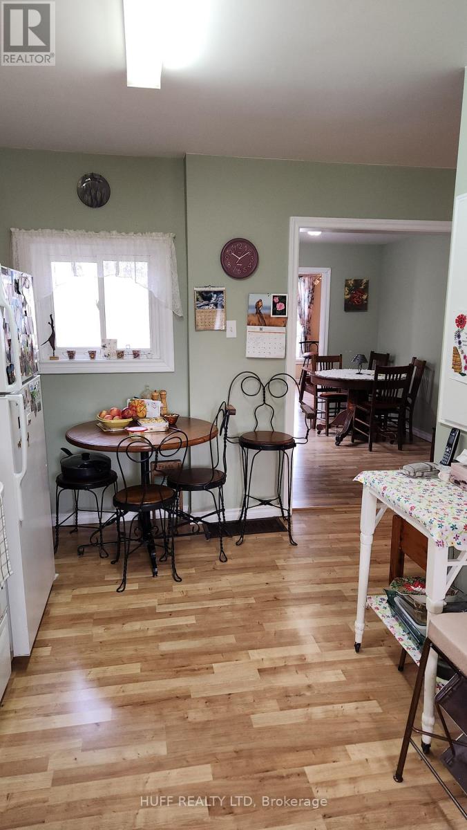 12 Hansuld Street, Englehart, Ontario P0J 1B0 - Photo 8 - T12496978