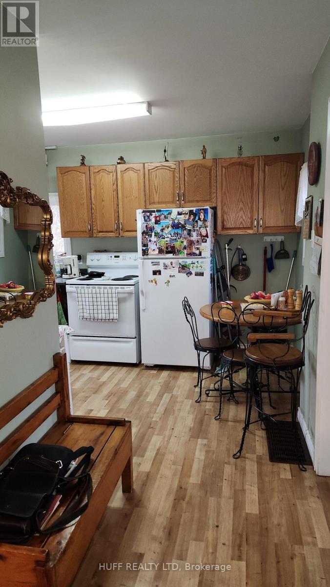 12 Hansuld Street, Englehart, Ontario P0J 1B0 - Photo 9 - T12496978