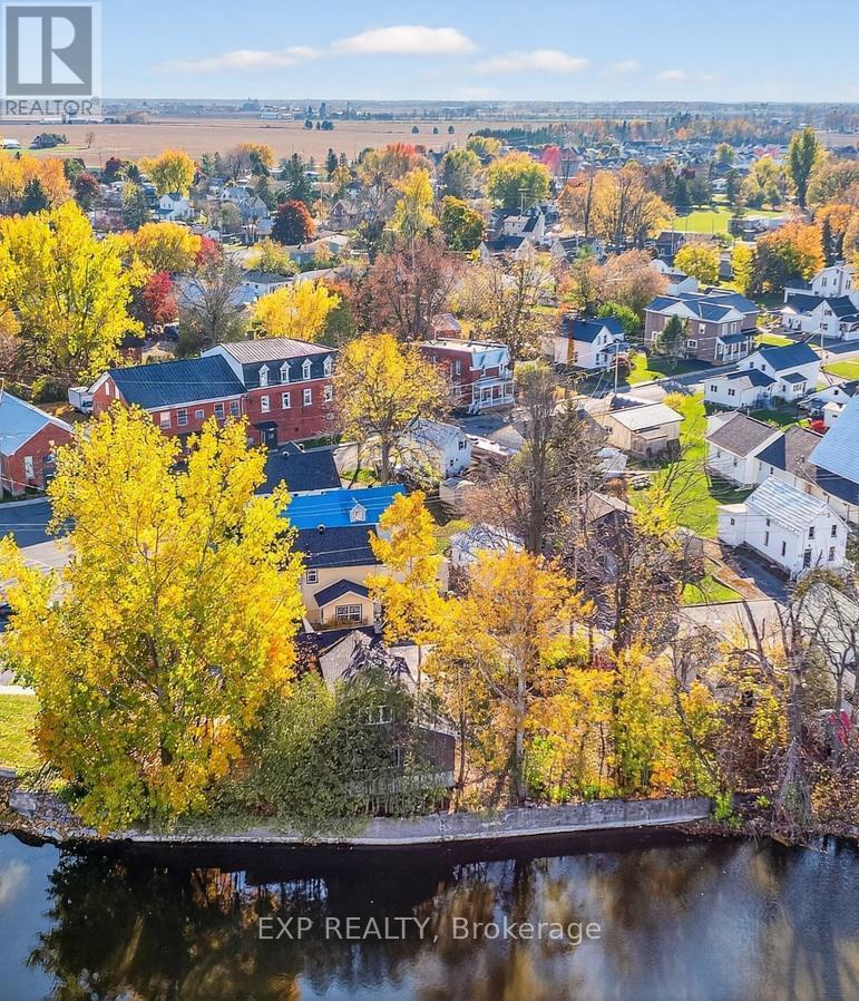 9 Mill Street, North Dundas, Ontario  K0C 1H0 - Photo 32 - X12496970