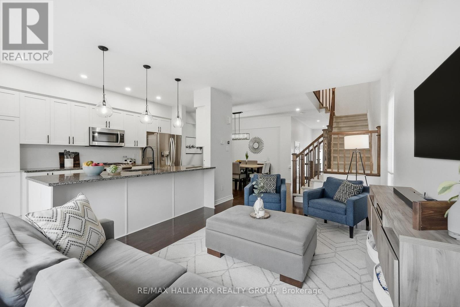 314 Melodie Street, Ottawa, Ontario  K1W 0H9 - Photo 12 - X12497066