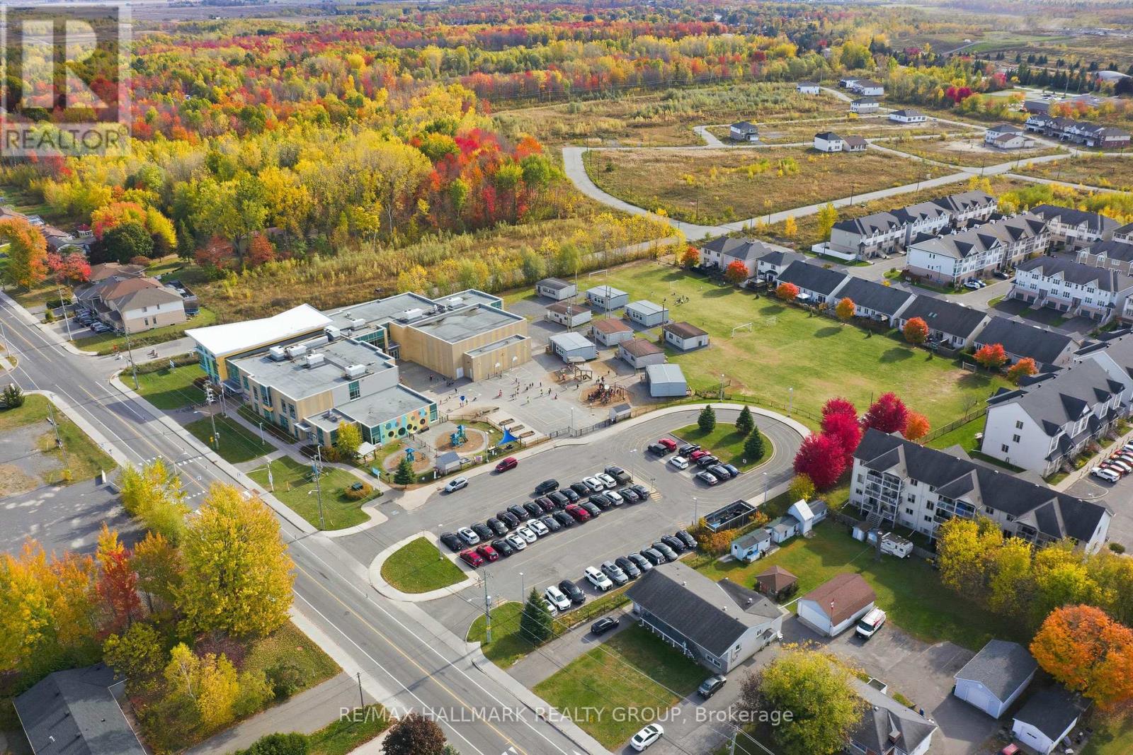 314 Melodie Street, Ottawa, Ontario  K1W 0H9 - Photo 45 - X12497066