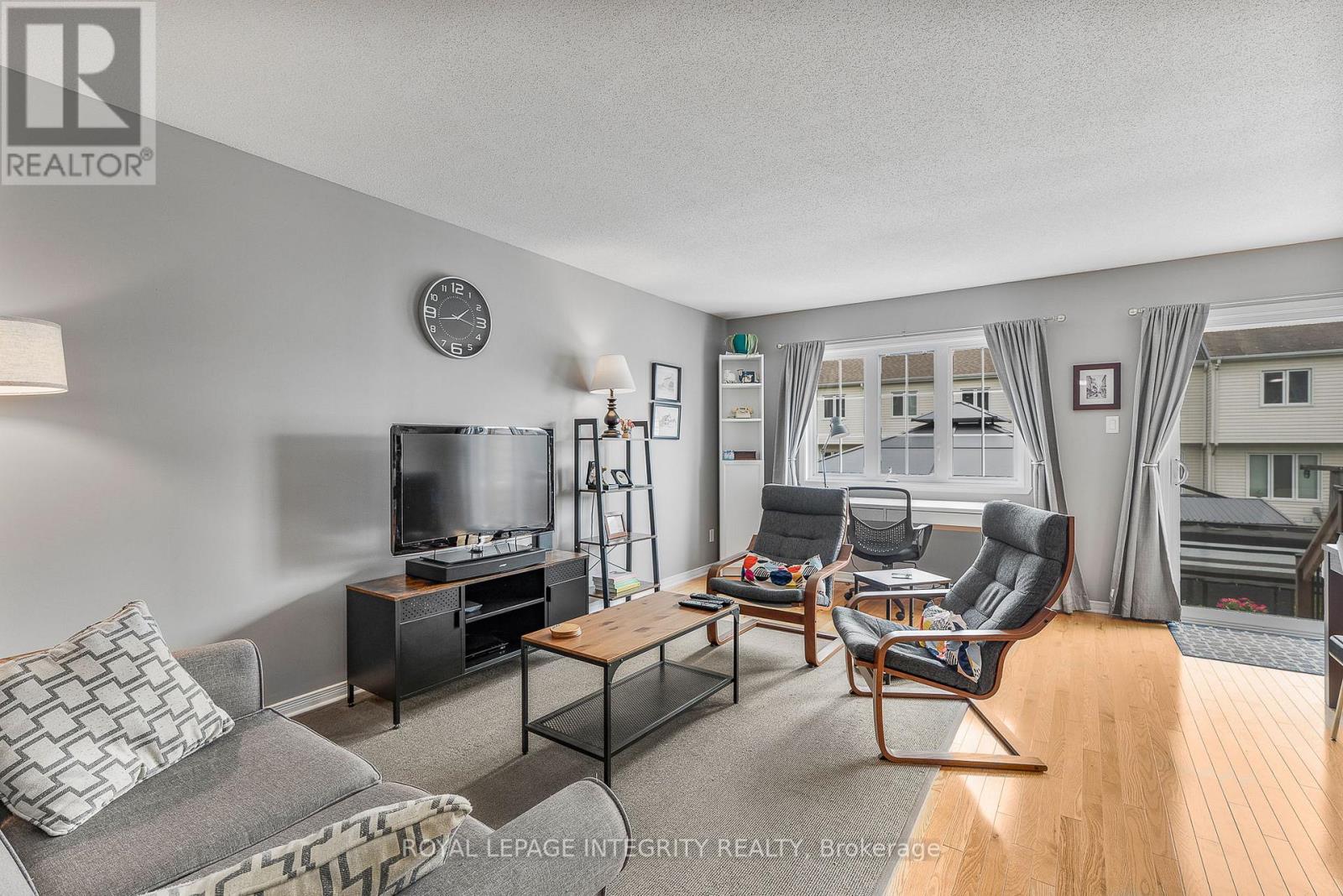 216 Eliot Street, Clarence-Rockland, Ontario  K4K 0E6 - Photo 10 - X12497128