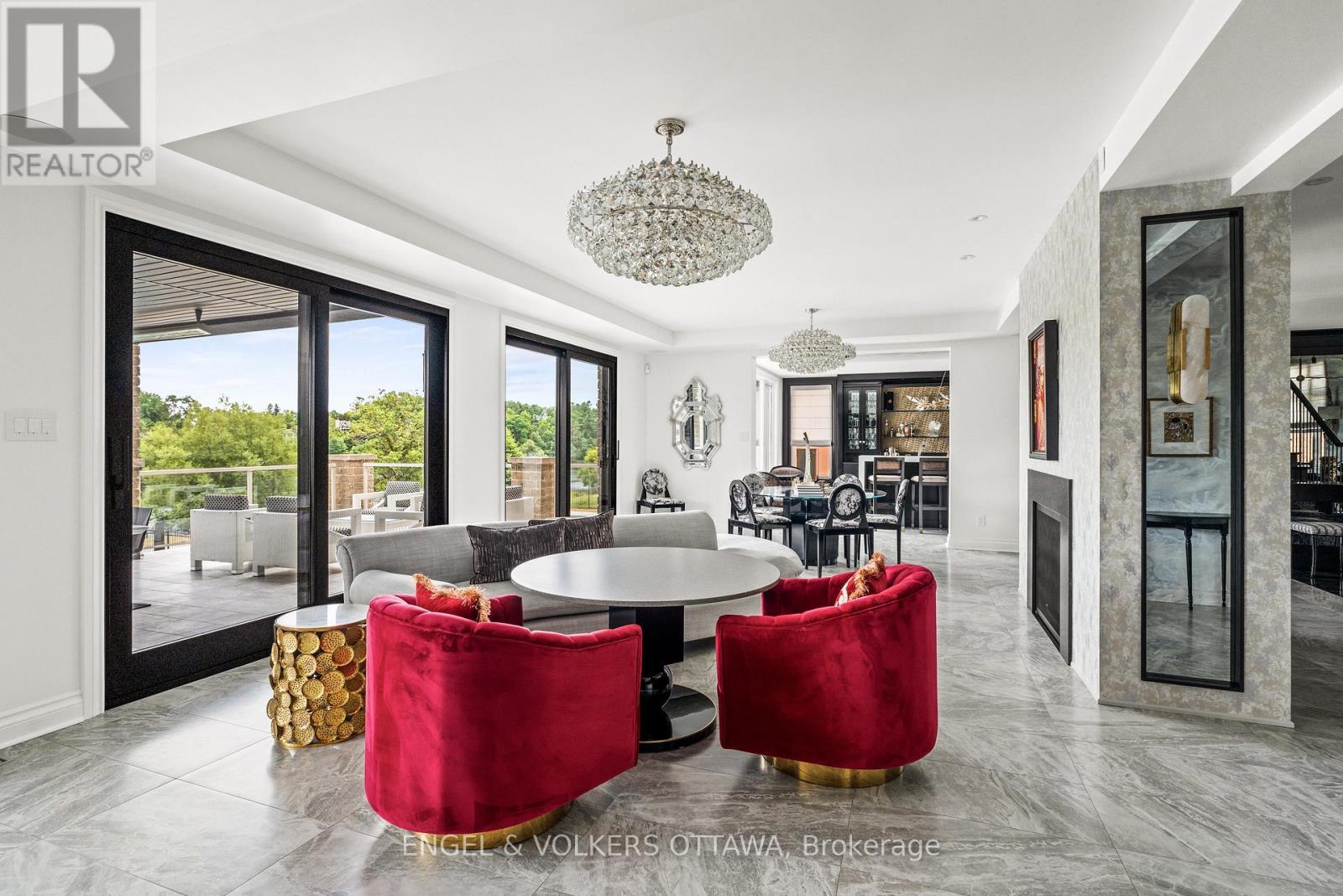 151 Winding Way, Ottawa, Ontario  K2C 3H1 - Photo 16 - X12497160