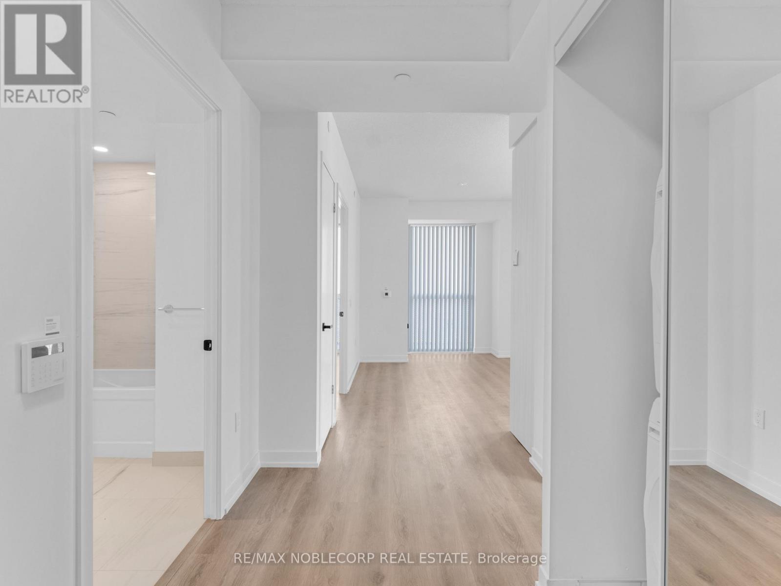 5012 - 225 Commerce Street, Vaughan, Ontario  L4K 0R1 - Photo 6 - N12496896