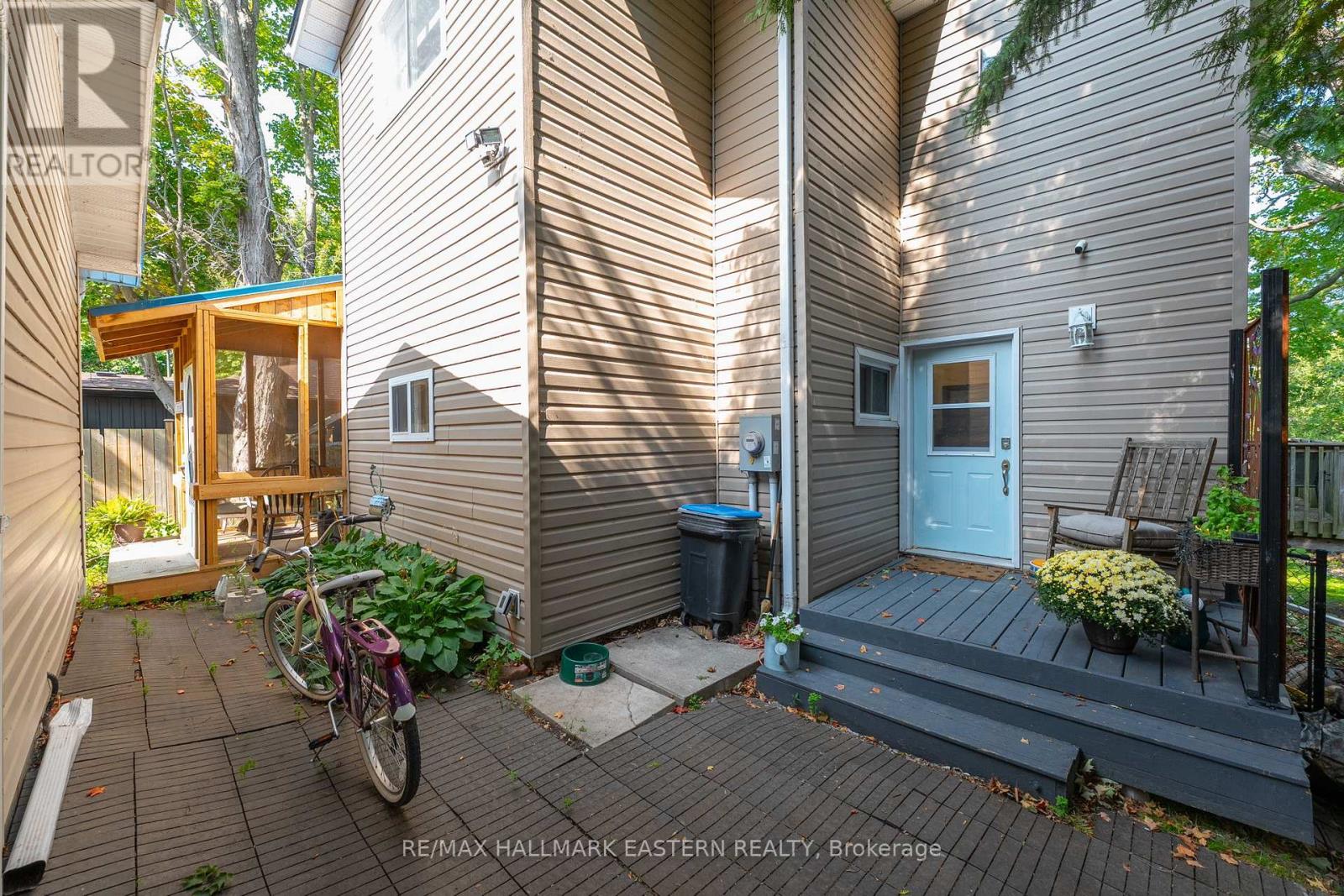 122 Maryland Drive, Selwyn, Ontario  K9J 0C5 - Photo 11 - X12396854