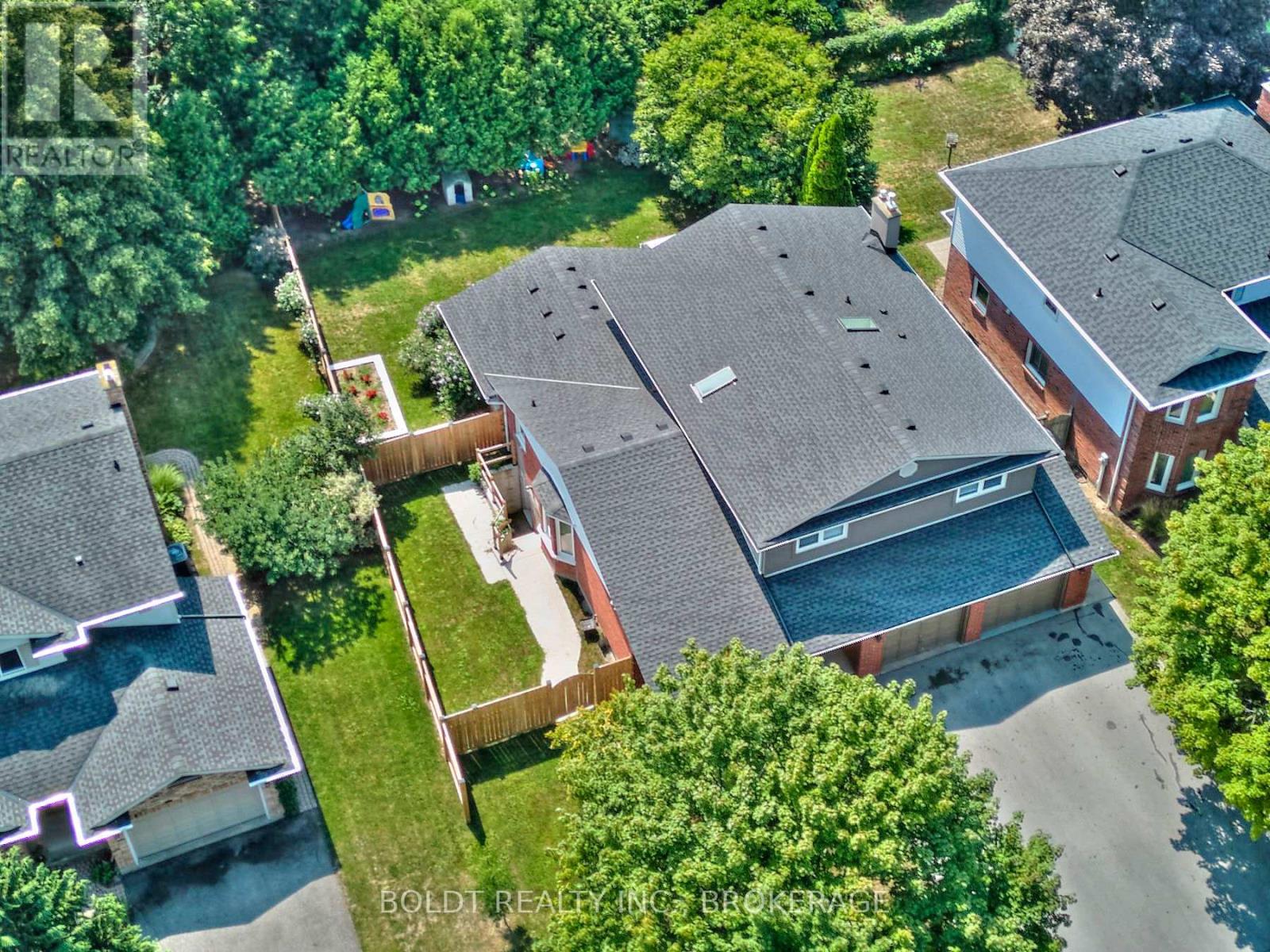 41 Farmington Drive, St. Catharines, Ontario  L2S 3G1 - Photo 17 - X12497034