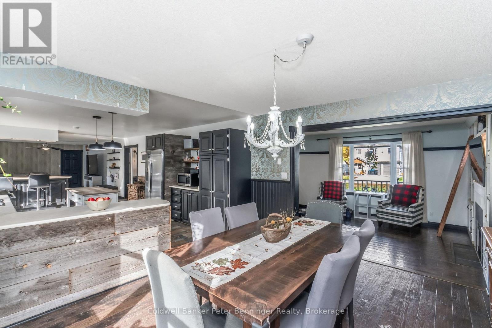 34 Ash Street, Tay, Ontario  L0K 2C0 - Photo 10 - S12496986