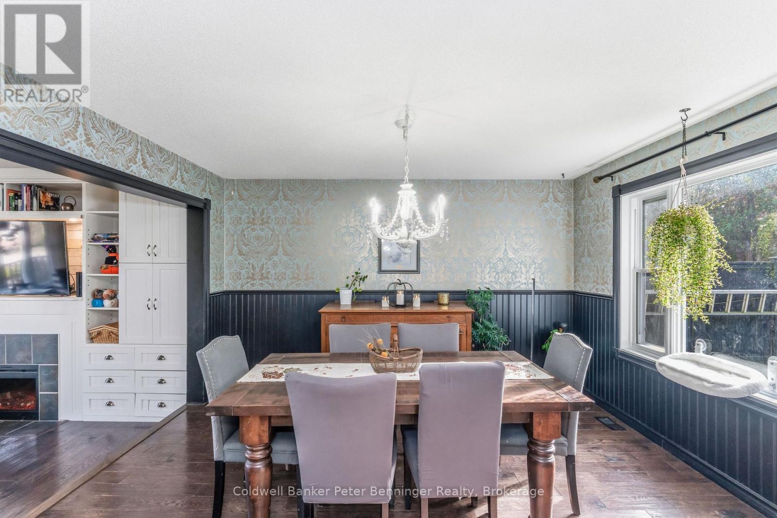 34 Ash Street, Tay, Ontario  L0K 2C0 - Photo 12 - S12496986