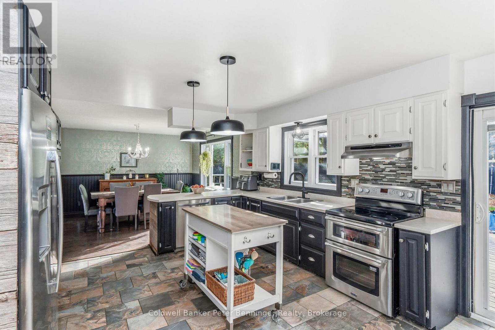 34 Ash Street, Tay, Ontario  L0K 2C0 - Photo 18 - S12496986