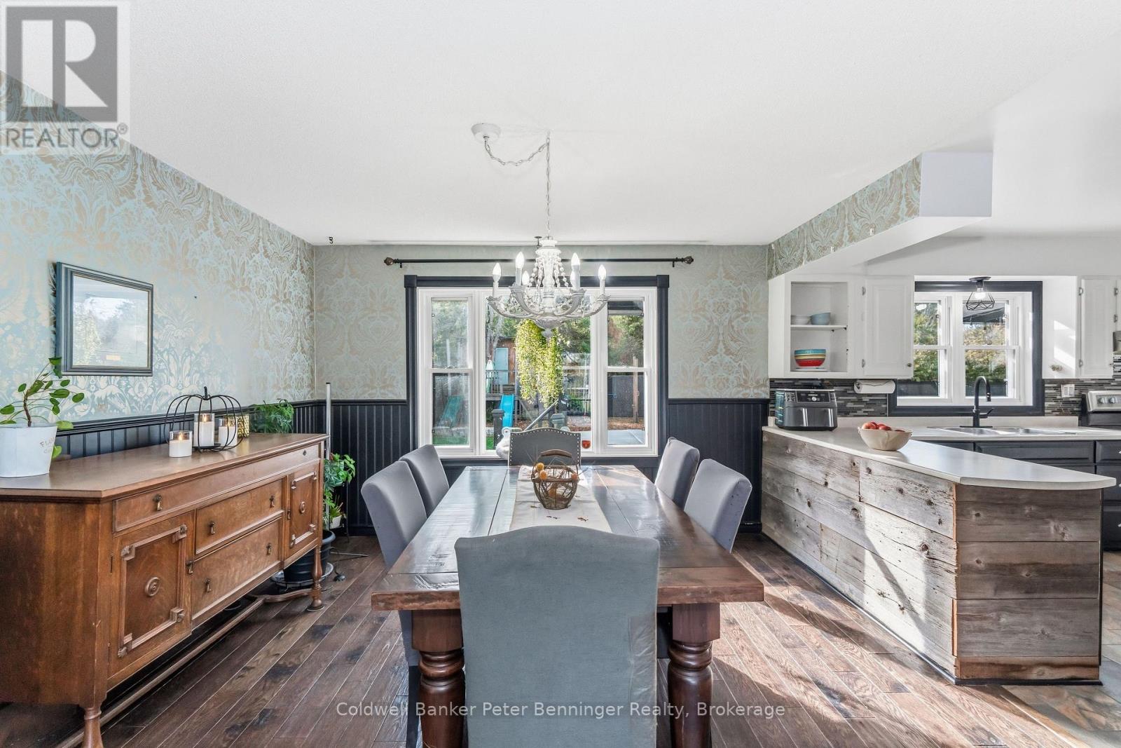 34 Ash Street, Tay, Ontario  L0K 2C0 - Photo 9 - S12496986