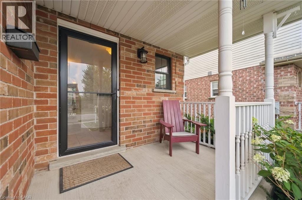 313 Millburn Boulevard, Fergus, Ontario  N1M 3S3 - Photo 2 - 40784675