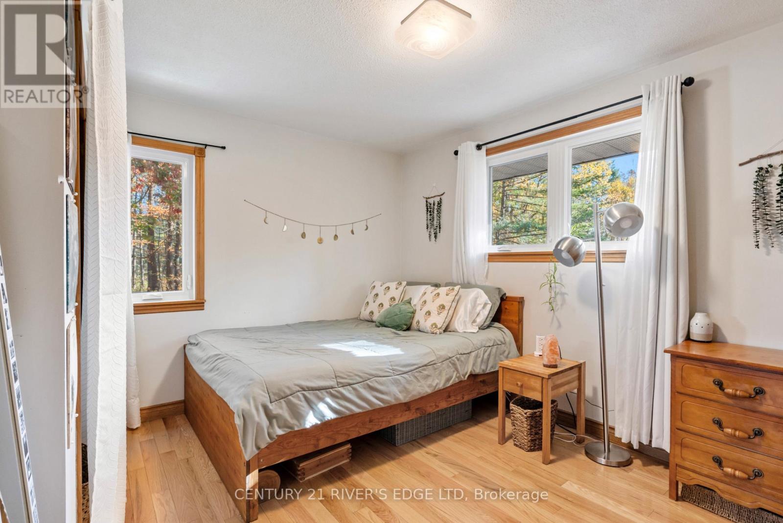 386 Old River Road, Front Of Yonge, Ontario  K0E 1R0 - Photo 26 - X12497018