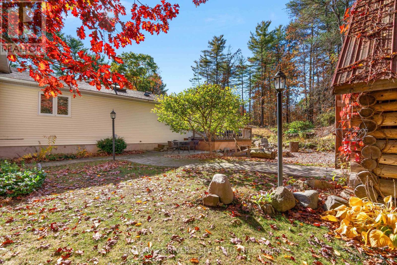 386 Old River Road, Front Of Yonge, Ontario  K0E 1R0 - Photo 7 - X12497018