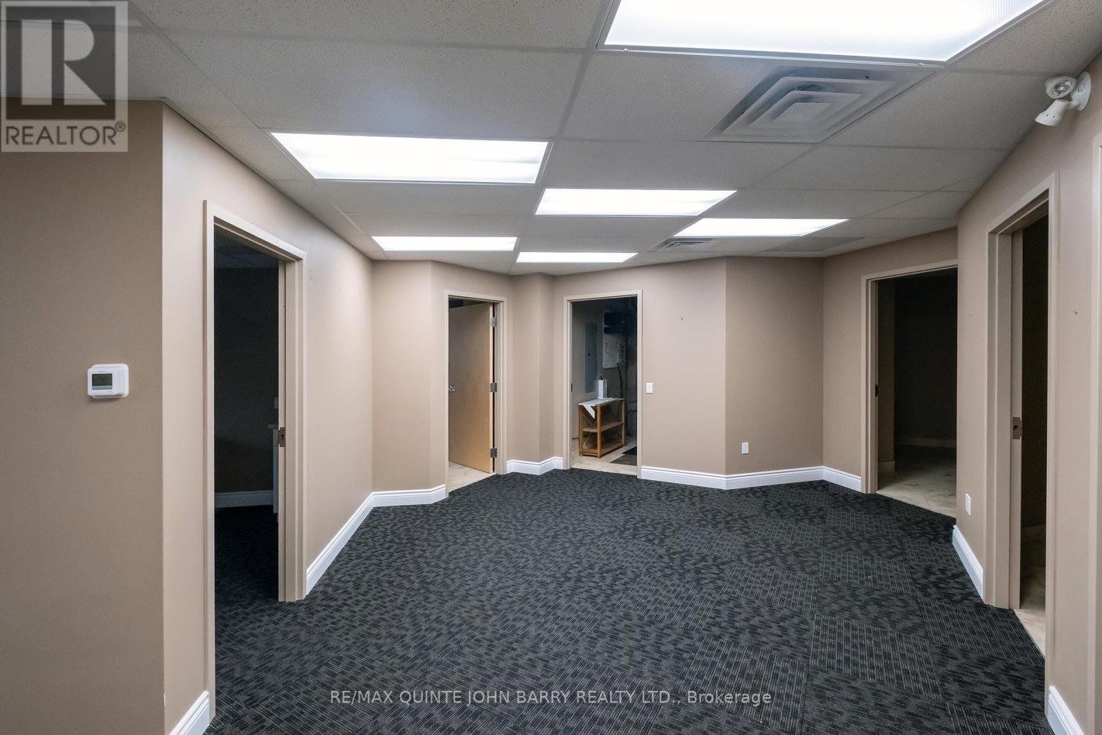 201 - 30 King Street, Quinte West, Ontario K8V 6B1 - Photo 9 - X12496972