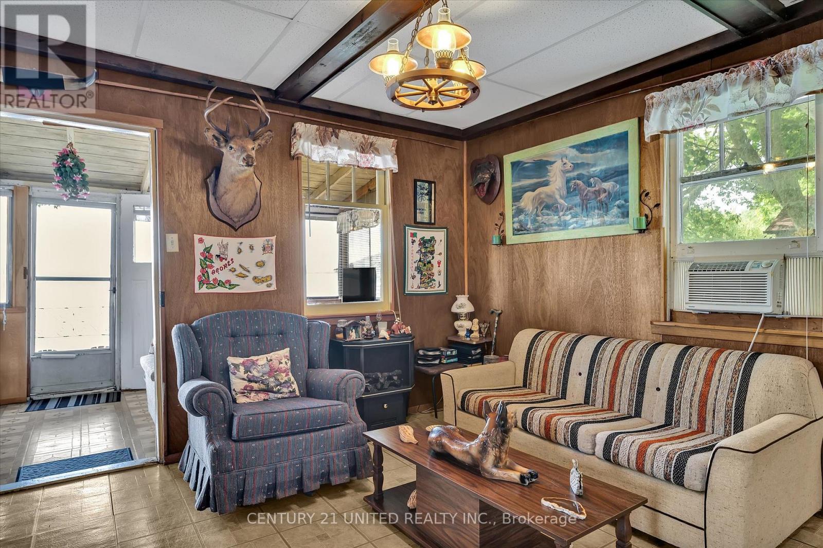 223 Paudash Street, Hiawatha First Nation, Ontario  K0L 2G0 - Photo 13 - X12497058