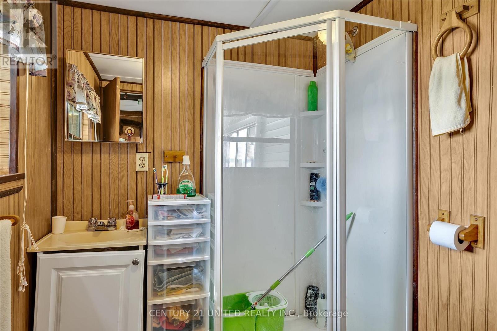 223 Paudash Street, Hiawatha First Nation, Ontario  K0L 2G0 - Photo 24 - X12497058