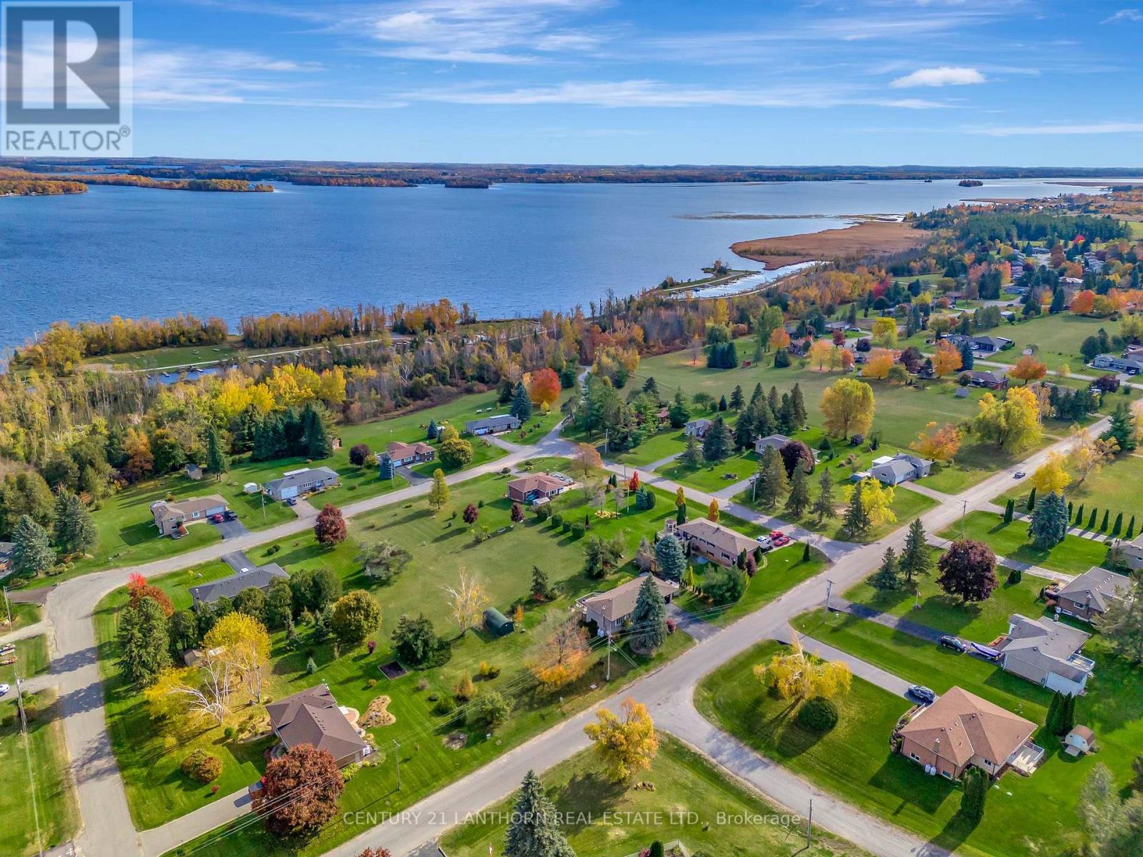 456 Old Surrey Lane, Kawartha Lakes, Ontario  K0M 1A0 - Photo 3 - X12497176