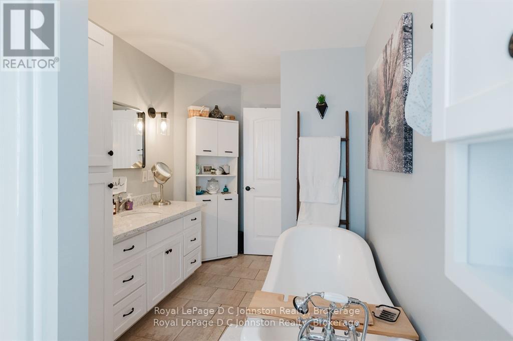 477 Buckby Lane, Saugeen Shores, Ontario  N0H 2C1 - Photo 19 - X12497032