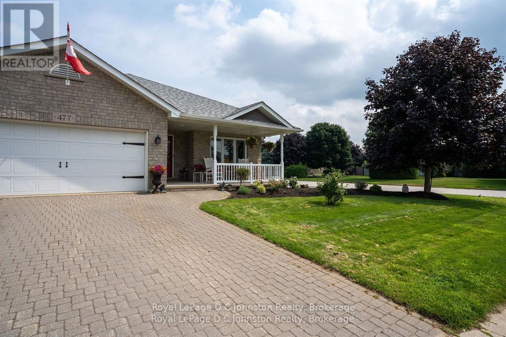 477 Buckby Lane, Saugeen Shores, Ontario  N0H 2C1 - Photo 2 - X12497032