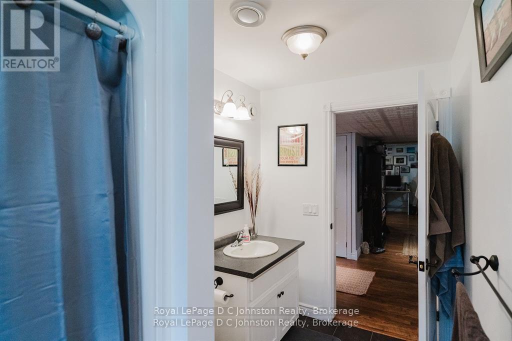 477 Buckby Lane, Saugeen Shores, Ontario  N0H 2C1 - Photo 25 - X12497032