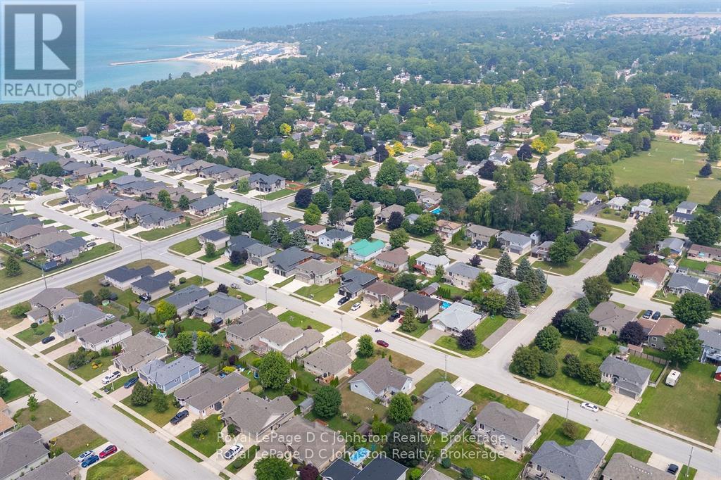 477 Buckby Lane, Saugeen Shores, Ontario  N0H 2C1 - Photo 35 - X12497032